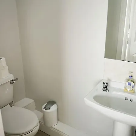 The Sandhills, Apartment