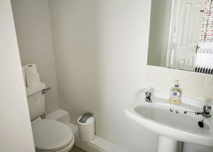 The Sandhills, Daire